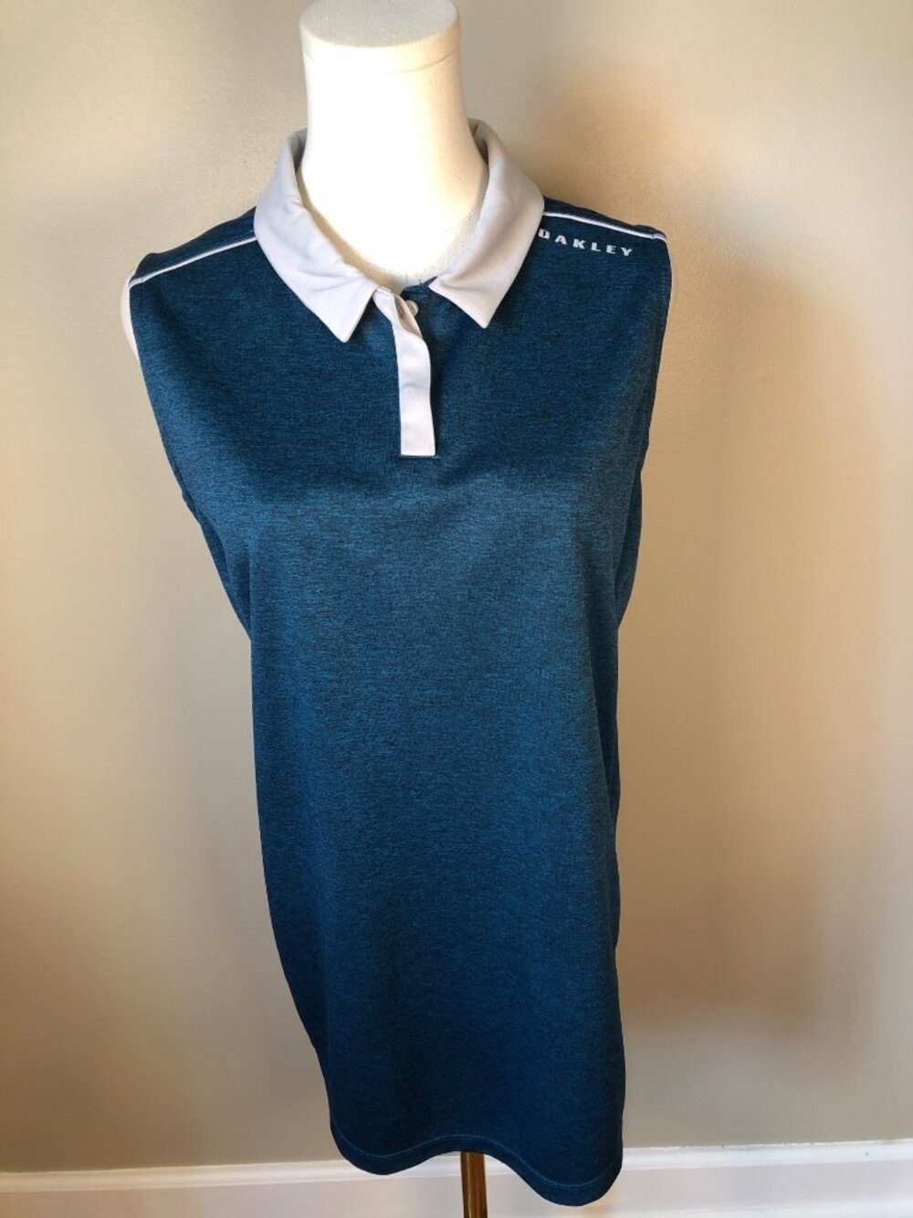 Oakley Regular Fit Sleeveless Teal Golf Polo w/ Contrasting Collar Sz XL Sporty